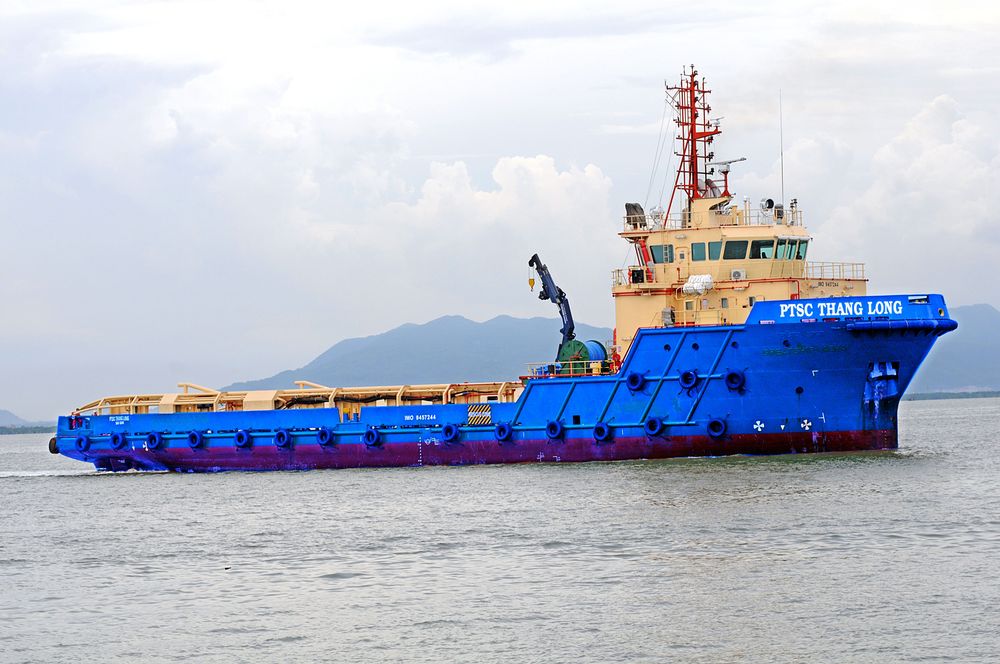 Tàu Phục Vụ Khoan (Drilling Support)